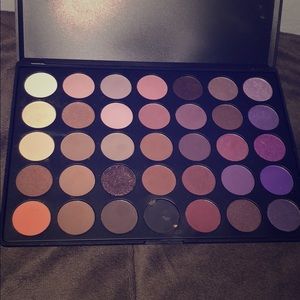 Morphe Makeup - Morphe 35p eyeshadow palette Morphe Makeup - Morphe 35p eyeshadow palette